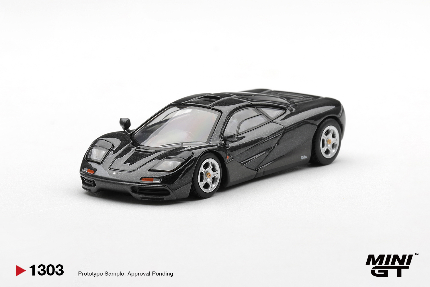Die Cast Car 1 64 - MINIGT 1/64 McLaren F1 Blu Nero
