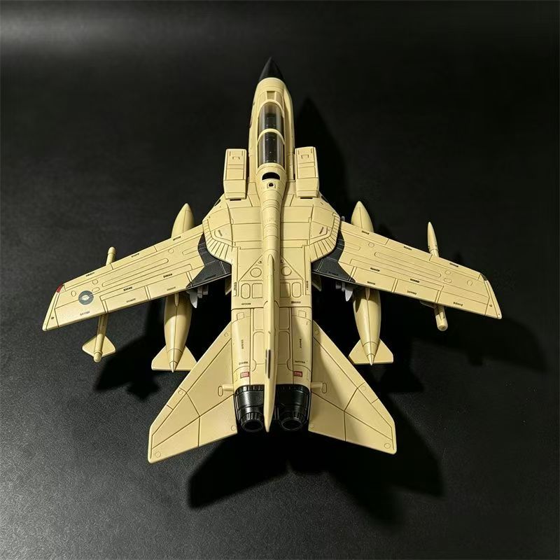 Nuovo Modello di Aereo da Comb - Model Airplane Plastic recensione e prezzo